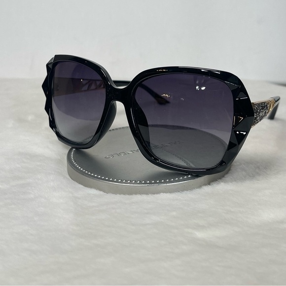 Black & Gold Oversized Square Sunglasses Polarized Tinted w Crystal Frames Nwt - Picture 8 of 12